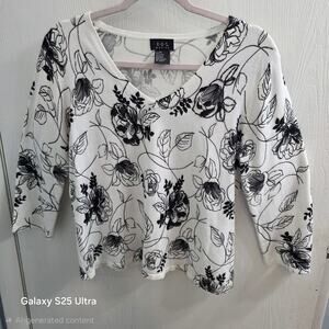 Vtg RQT Women's Black And White Floral Long Sleeve Blouse Top PL Y2K Cottagecore